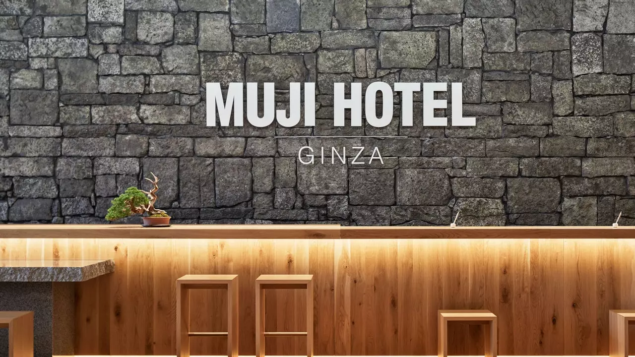 Muji opens his first hotel in Japan