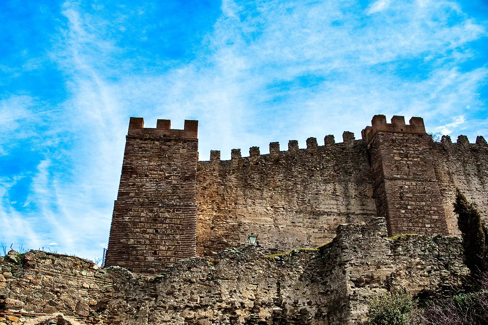 L'imposant château de Buitrago del Lozoya