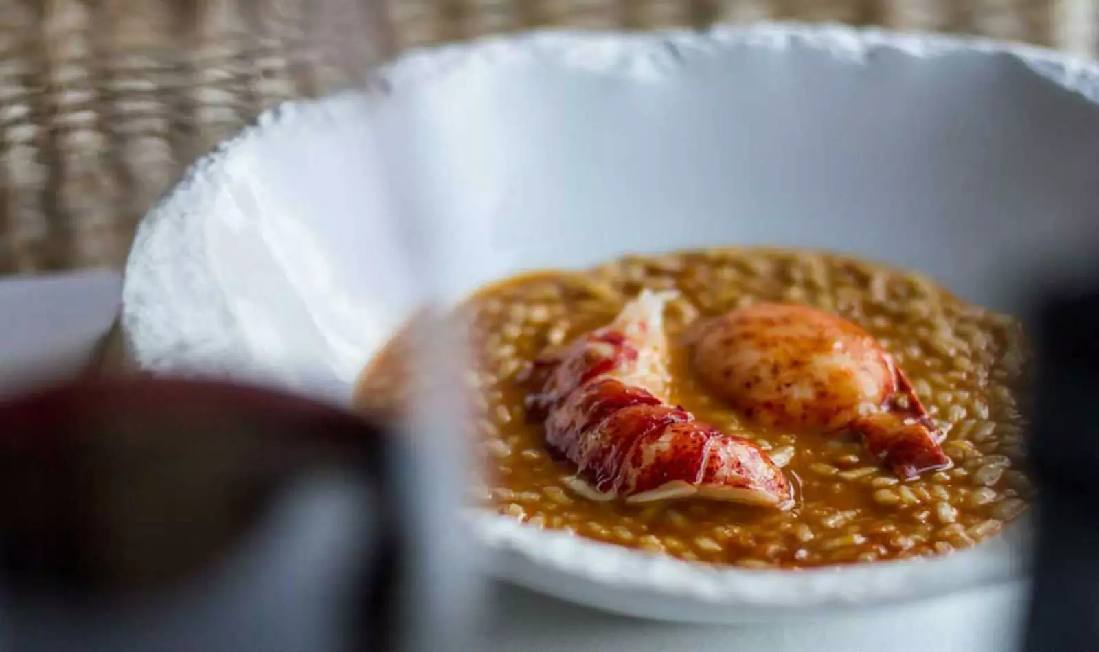 Nasi dengan lobster di restoran La Llotja.