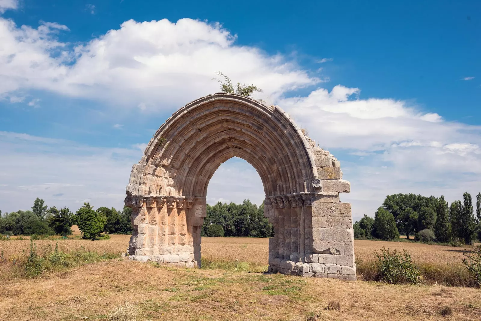 O arco de San Miguel de Mazarreros