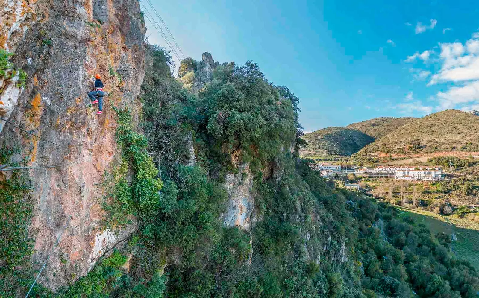 Via Ferrata av Atajate følelser og utsikt