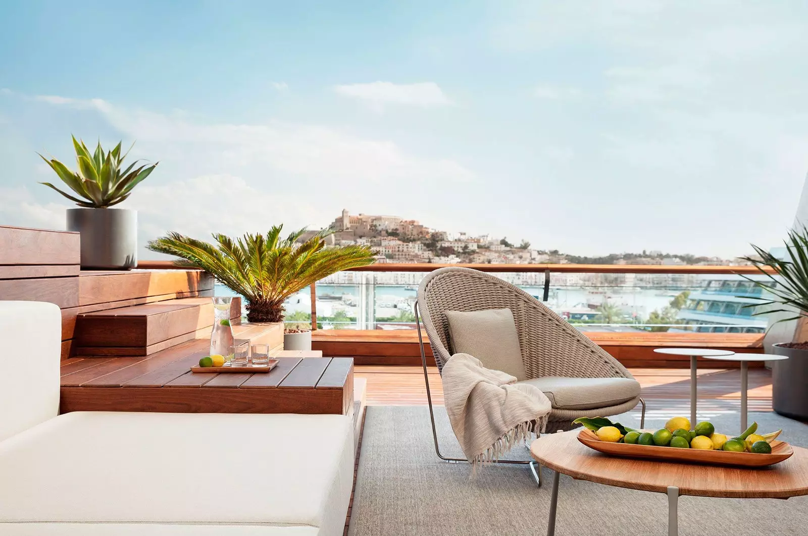 Resort Uhispania Ibiza Grand Hotel