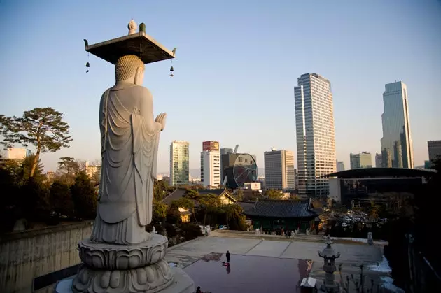 Bongeunsa Temple