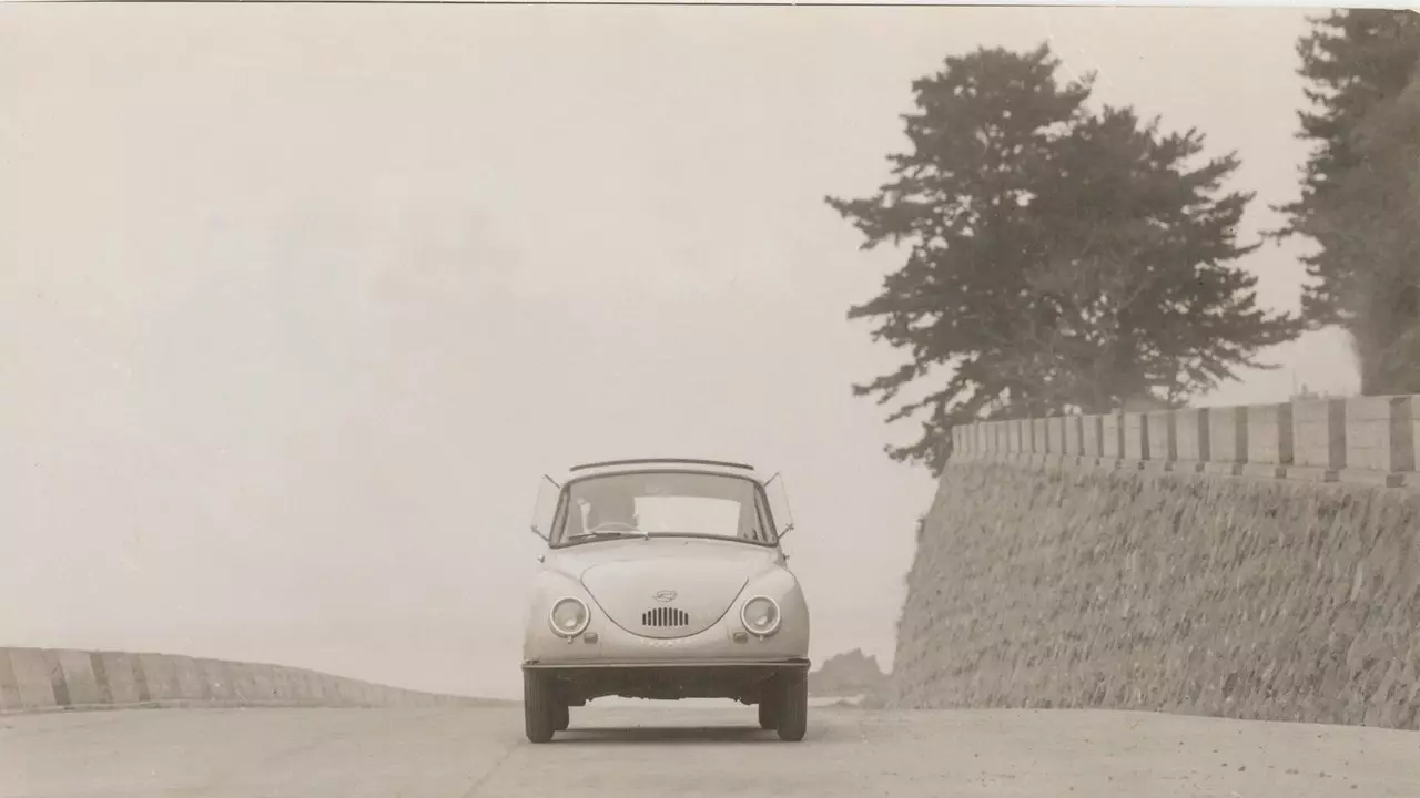 The toy car in which the Japanese population circulated after World War II