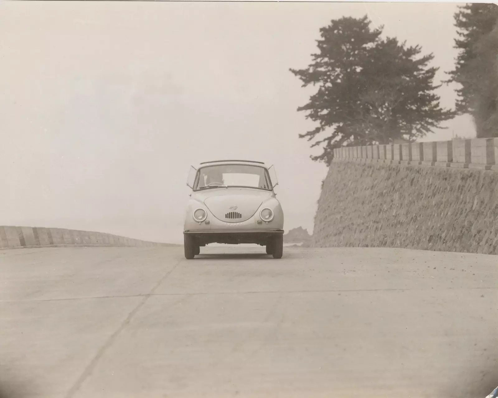 De Subaru 360 huet fir ëmmer de Wee geännert wéi d'japanesch Bevëlkerung d'Verschiebung versteet.