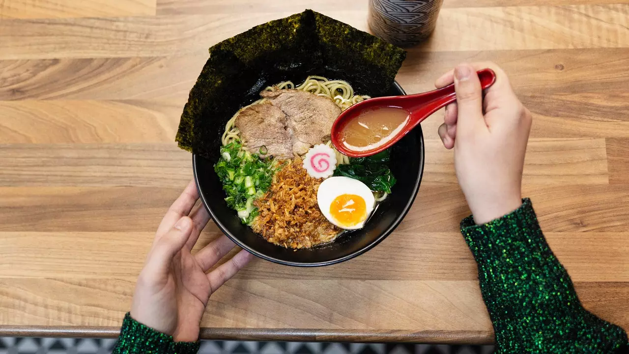 Le meilleur bouillon de tonkotsu de Madrid est chez Ran Ran Tei (et sa recette est secrète)