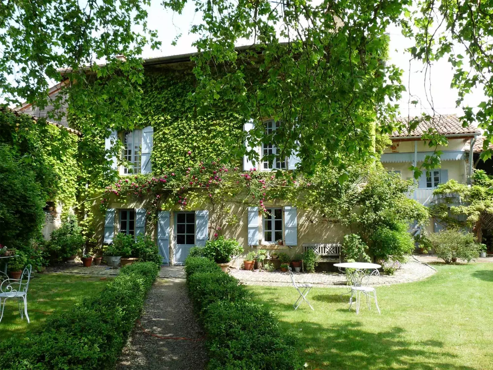 Les Pesques yaşayış Haute Garonne France