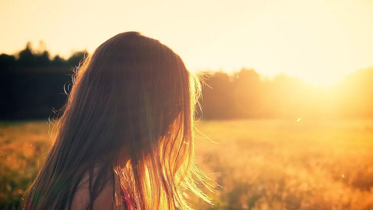 Secrets de beauté pour prendre soin de sa peau pendant un long vol