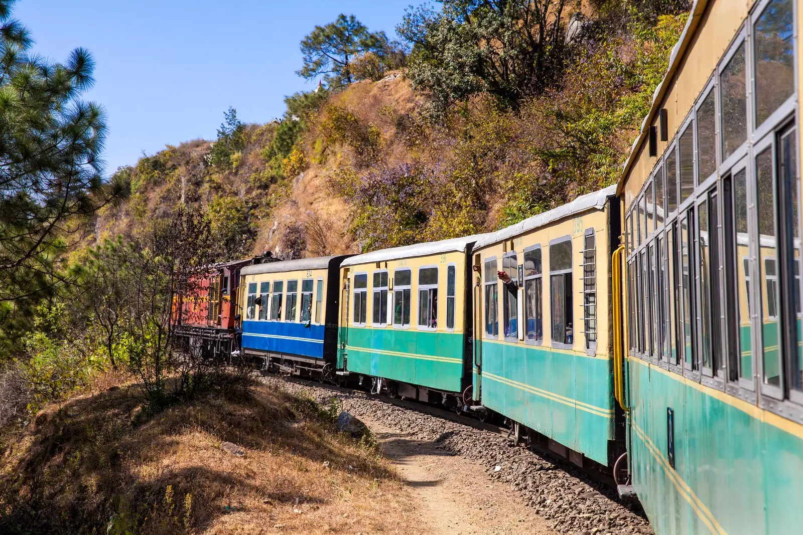 Het bereikt een hoogte van 2075 meter in Shimla.