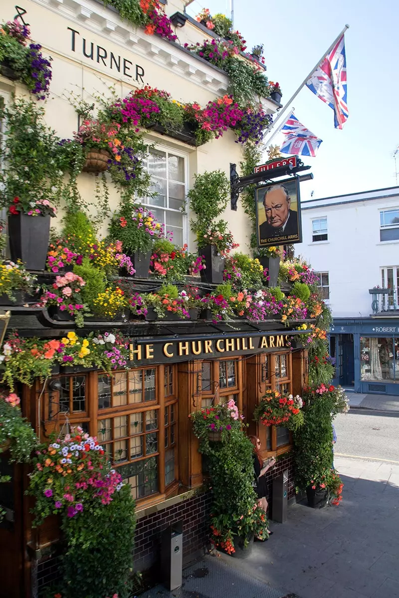 Churchill Arms