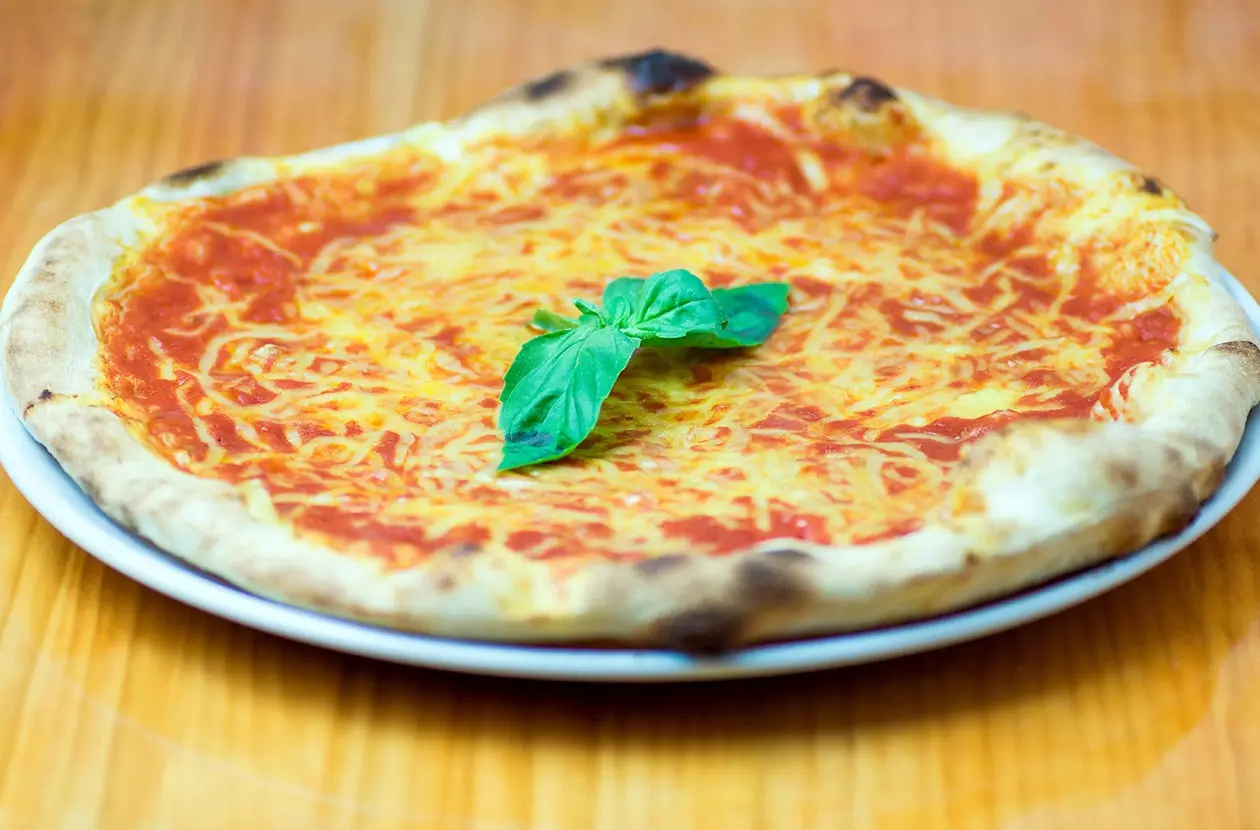 Margherita Pizza από την Pizzi Dixie