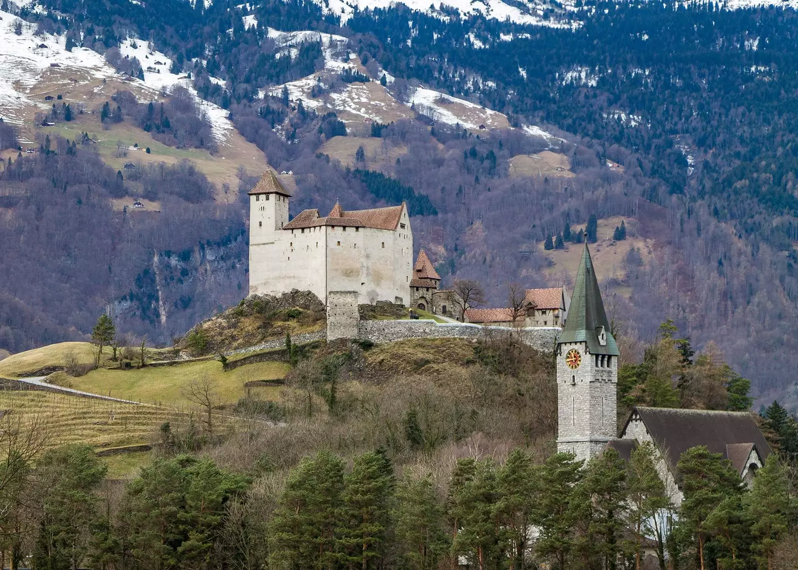 Gūtenbergas pils Lihtenšteina