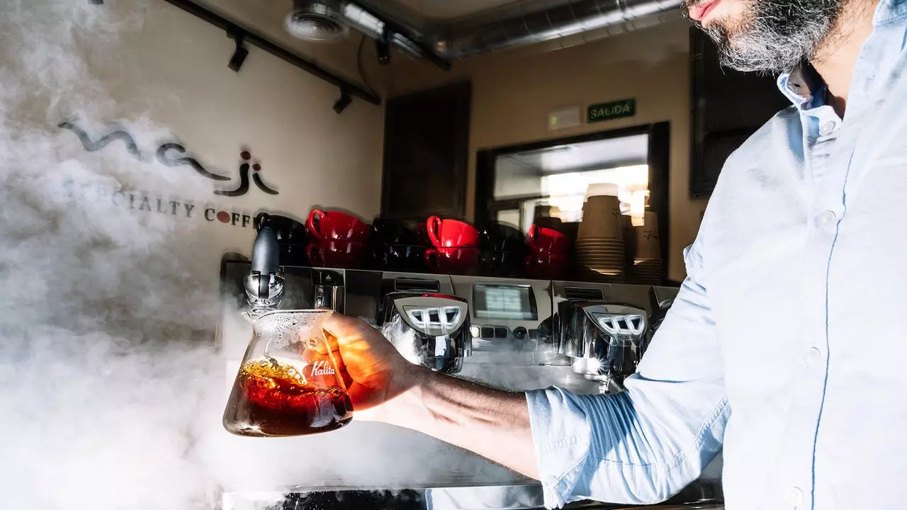 Naji Specialty Coffee o el teu nou desig: el cafè de festuc