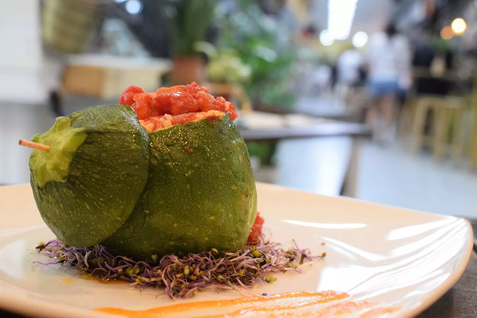 Zucchini balloons stuffed with millet