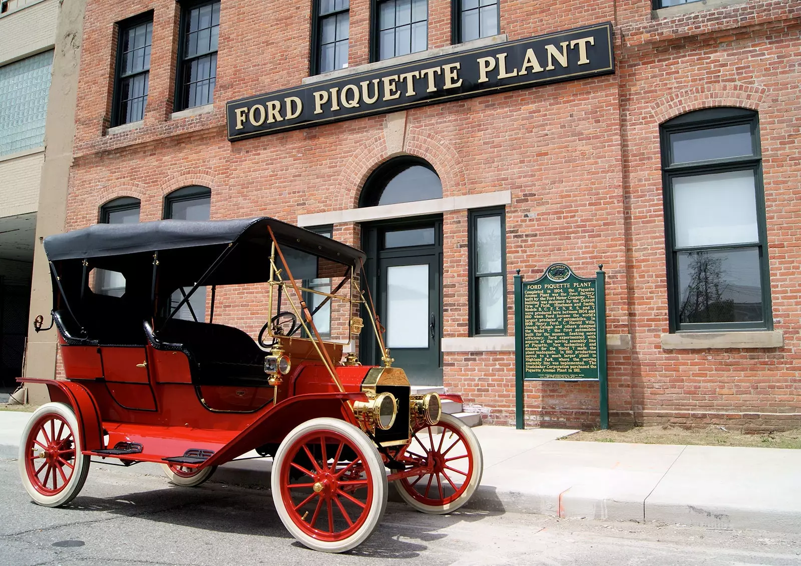 Ford Piquette заводу