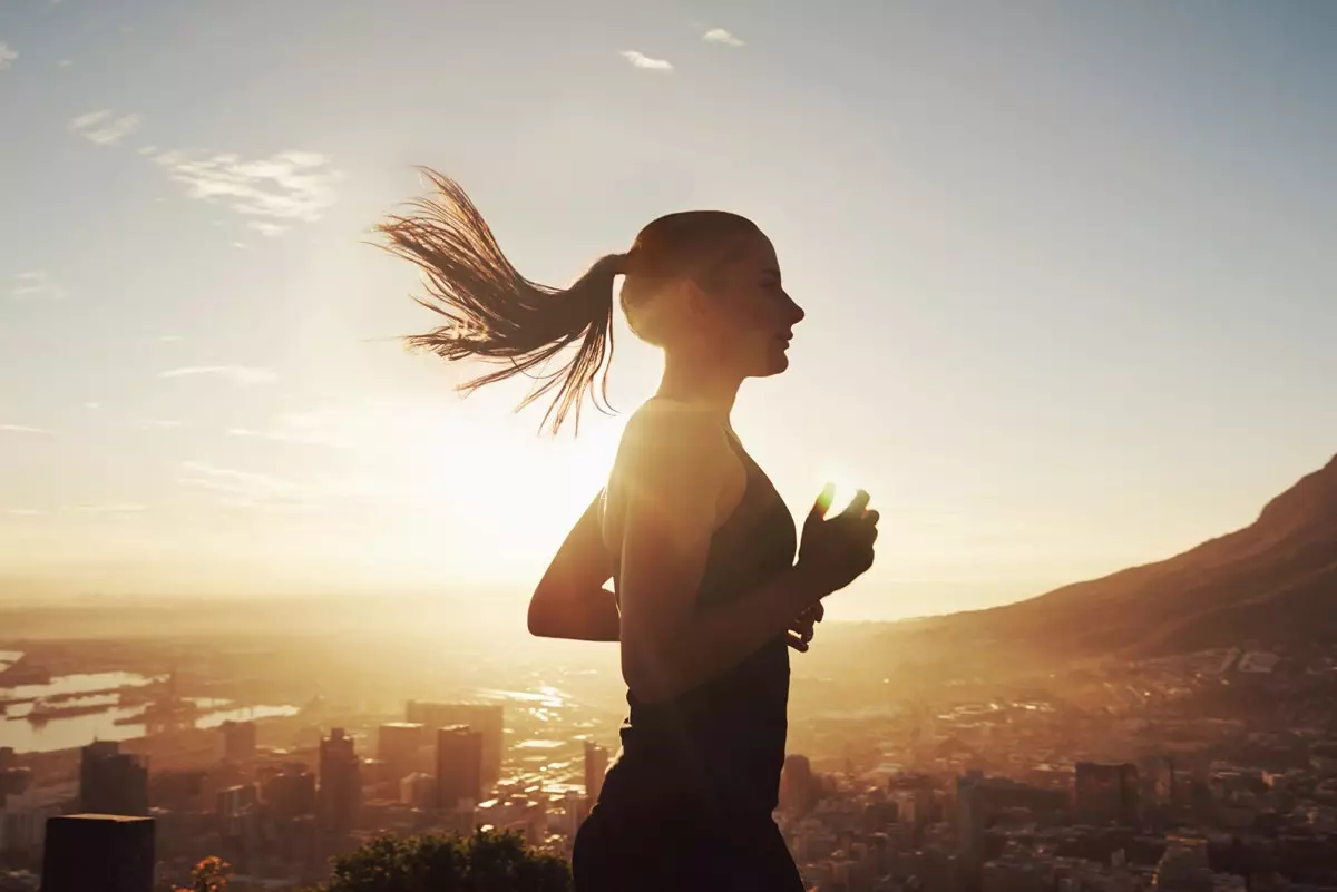 Sejħilha taħdem isejħilha taħdem isejħilha dak li trid imma RUN