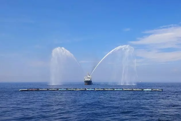 Huma joħolqu sistema li tista 'tnaddaf l-oċeani taż-żibel