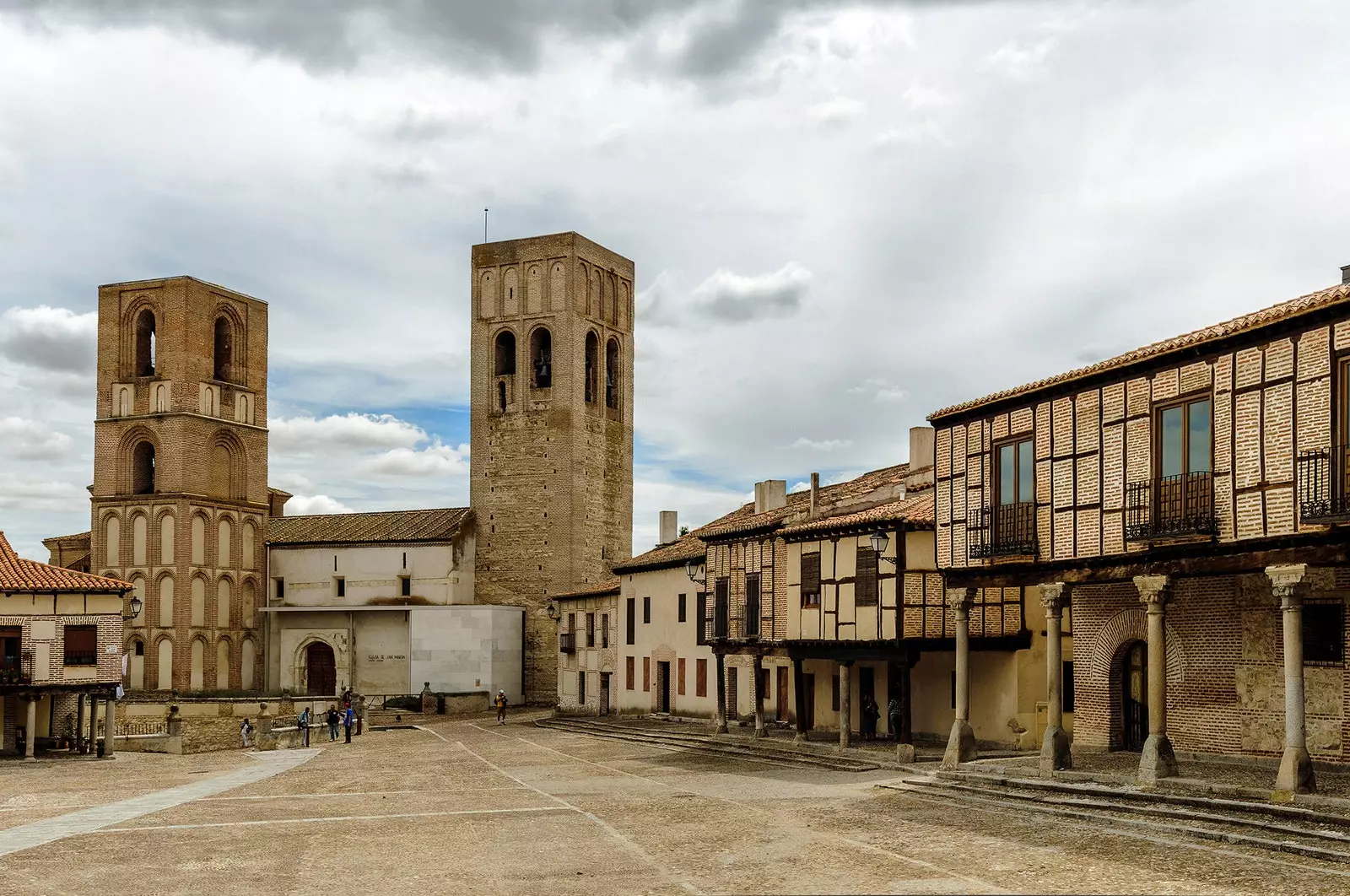 Plaza of the Villa de Arvalo