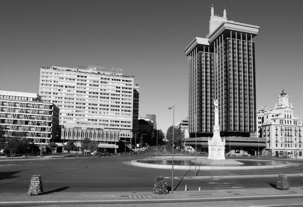 Madrid without people the city marks an 'Open your eyes in these photographs