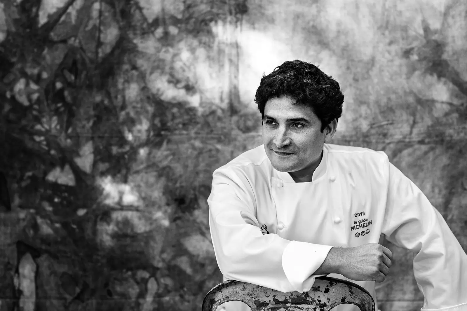 Mauro Colagreco trainde met de meest prestigieuze chef-koks Bernard Loiseau Alain Ducasse en Guy Martin