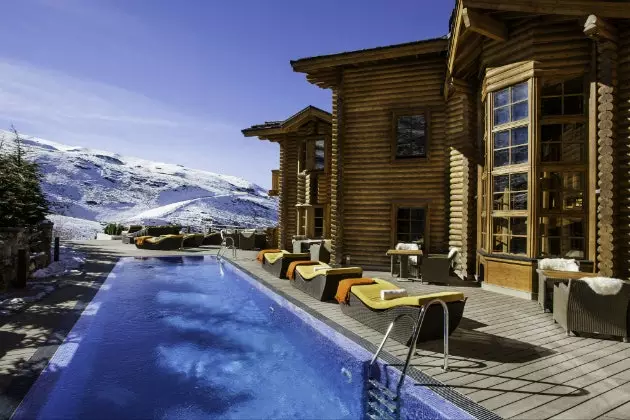 riapertura Il Sierra Nevada Lodge