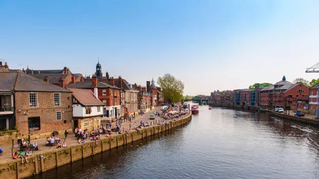 York, lebih daripada ham