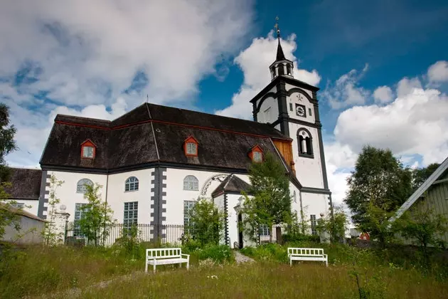 Røros a potosí pod snegom na Norveškem