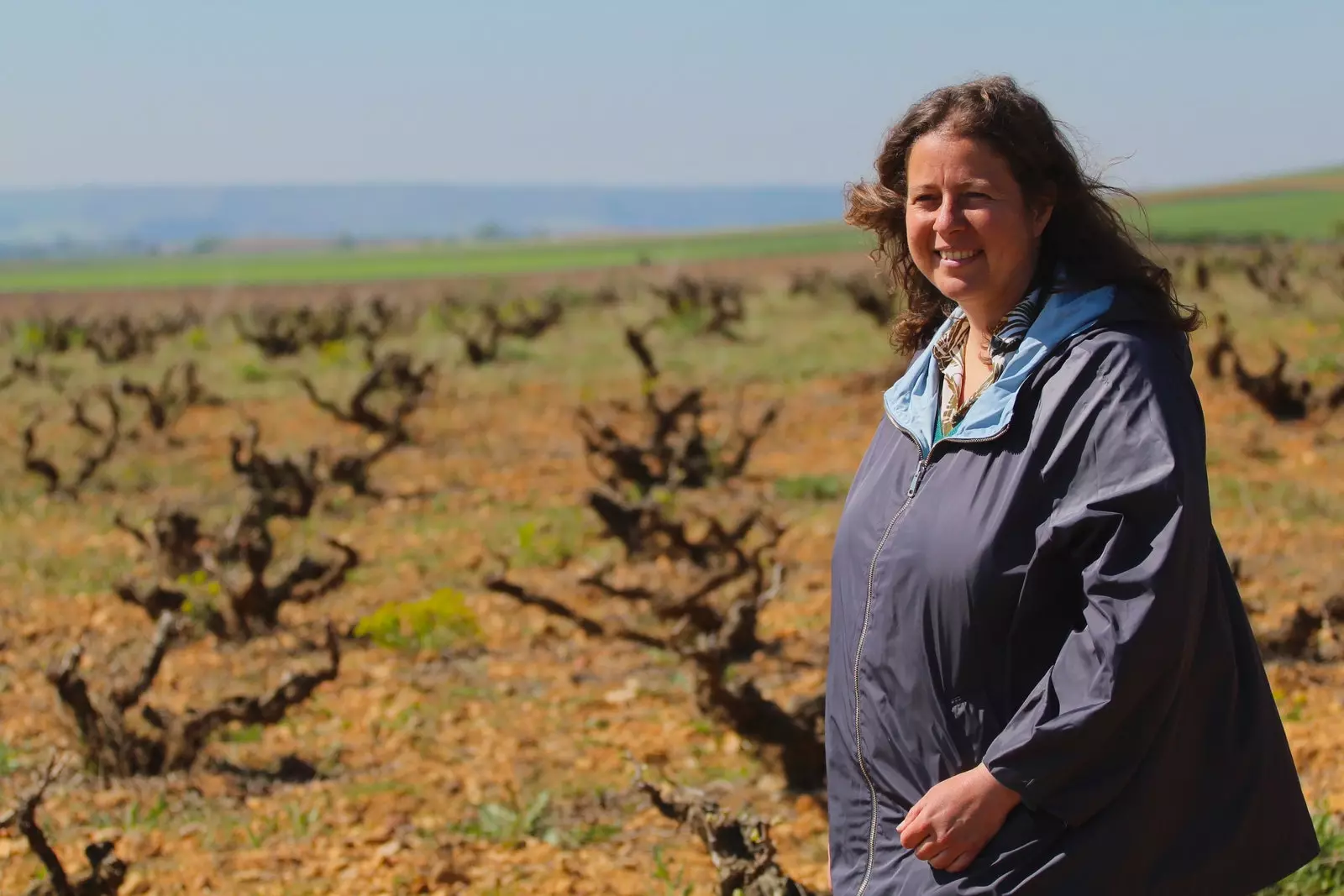 Amada de Bodega Remigio Salas v svojih vinogradih.