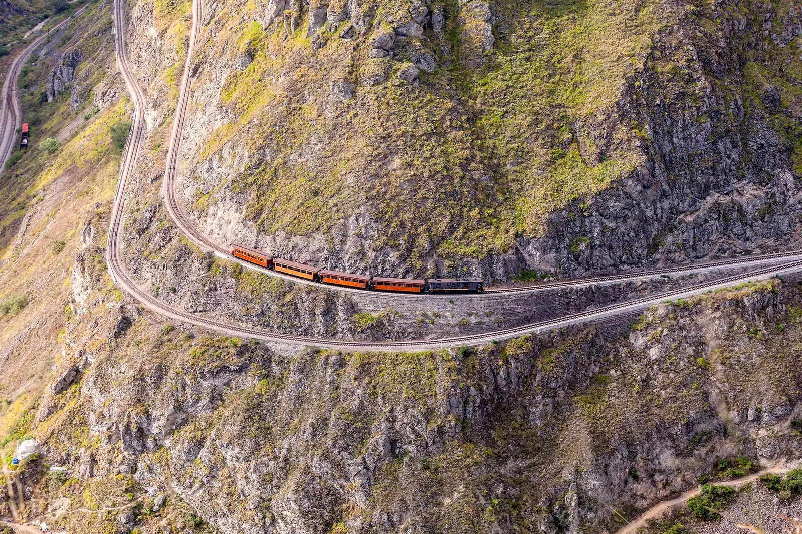 The Devil's Nose toget, der kigger ud i afgrunden