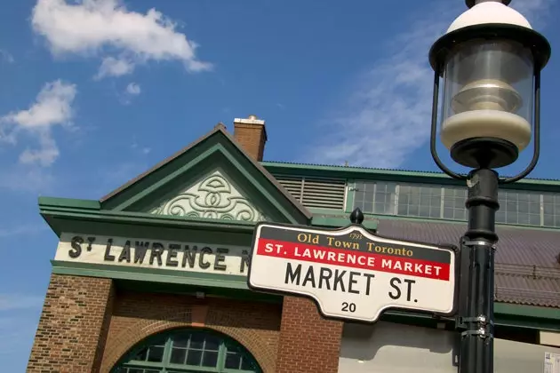 Market Saint Lawrence