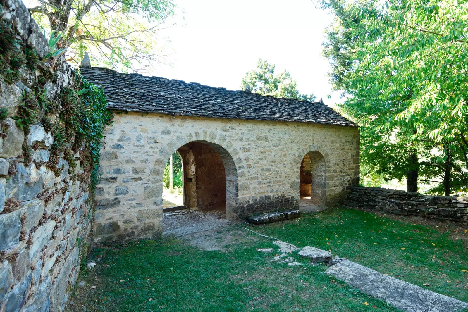 Esconjuradero פון Asín de Broto Huesca.