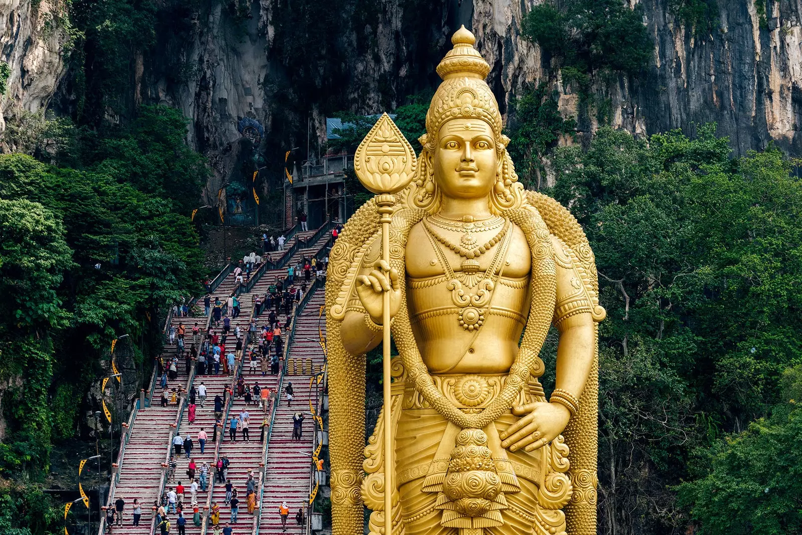 მუგარანის ღმერთის ქანდაკება Batu Caves კუალა ლუმპური