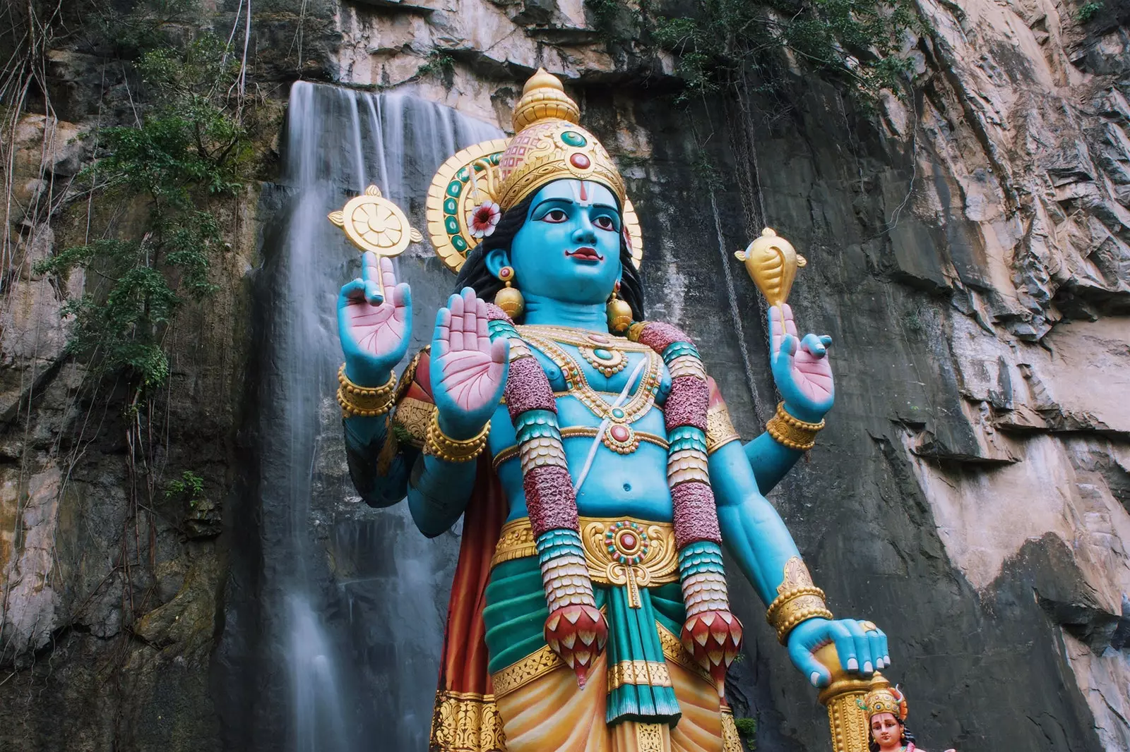 Krishna ရုပ်တု Batu Caves ကွာလာလမ်ပူ