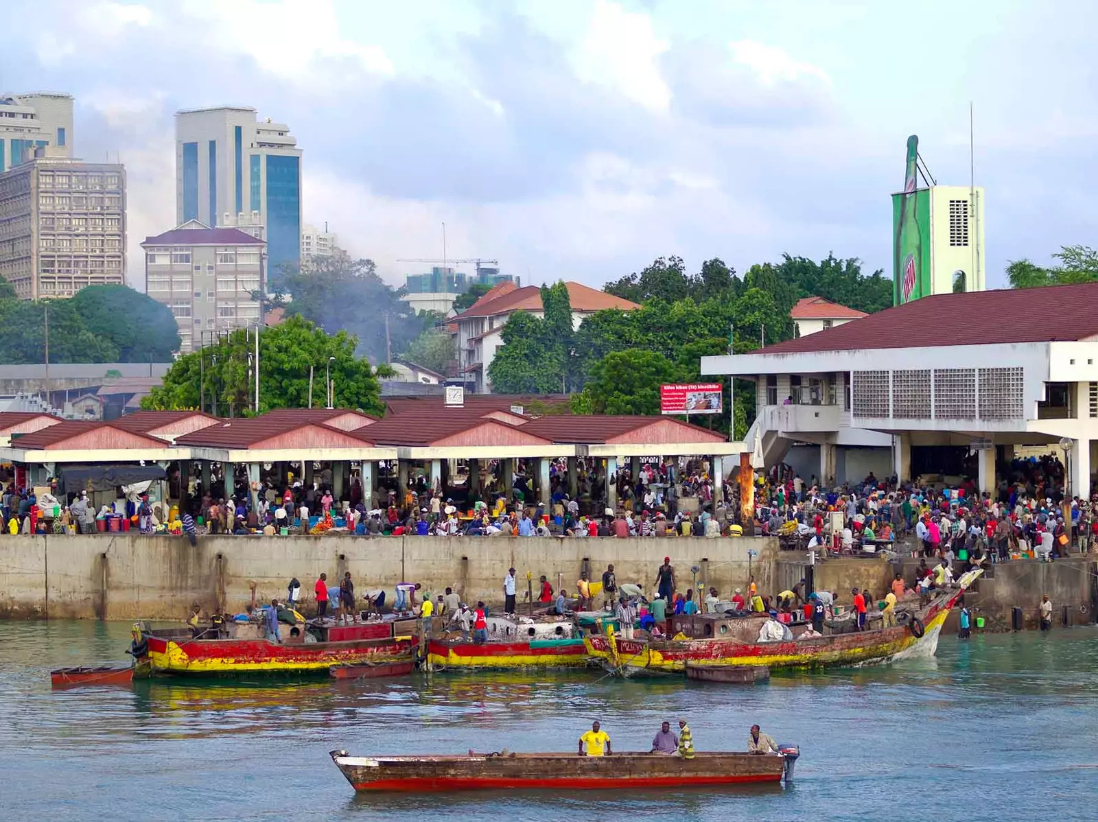 Dar es salaam fish market