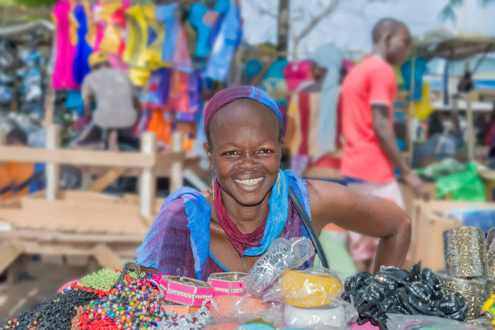 Vendeuse au marché de Sandaga