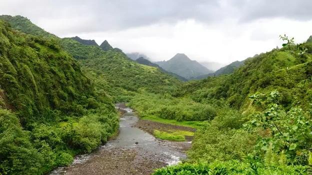 Tahiti: Perjalanan Gauguin 121 tahun kemudian