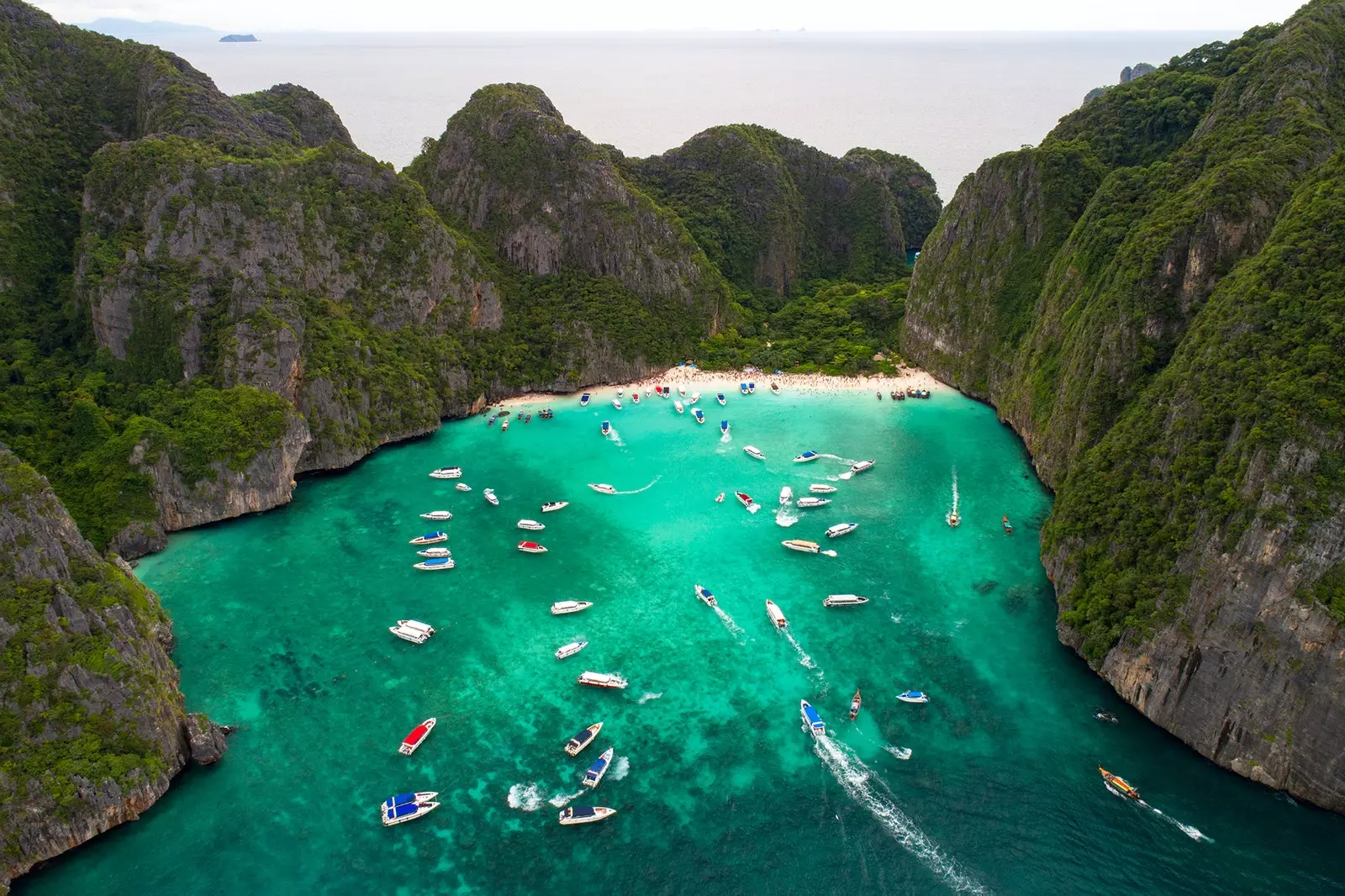 overfylt maya bay