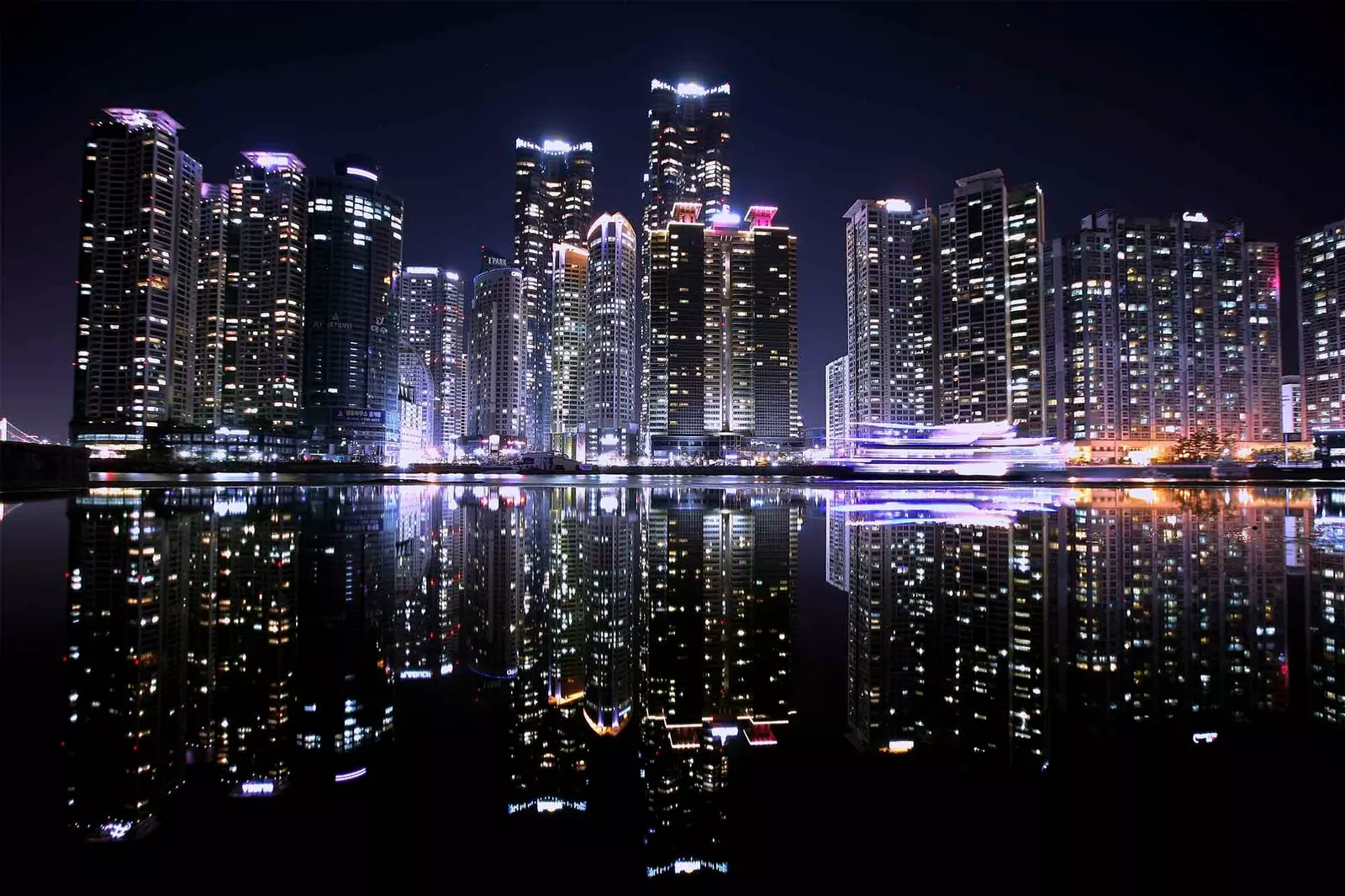 haeundae at night