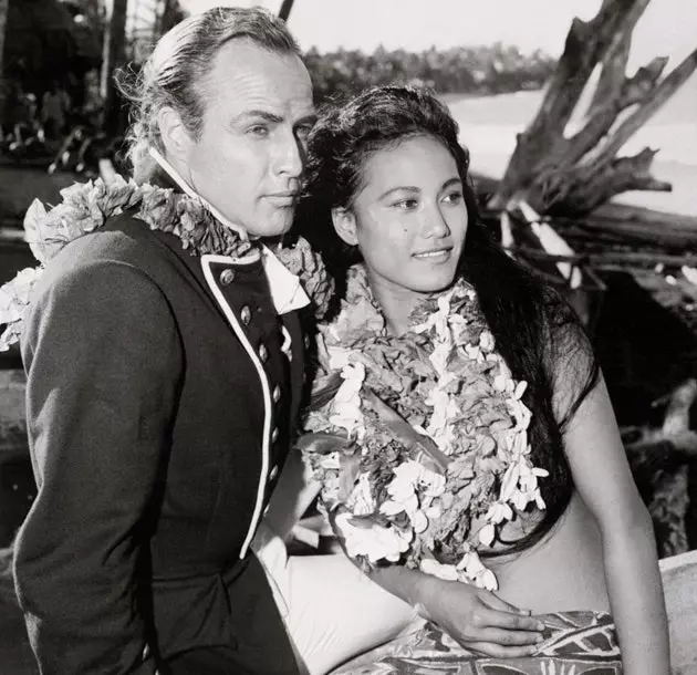 Tarita và Marlon Brando