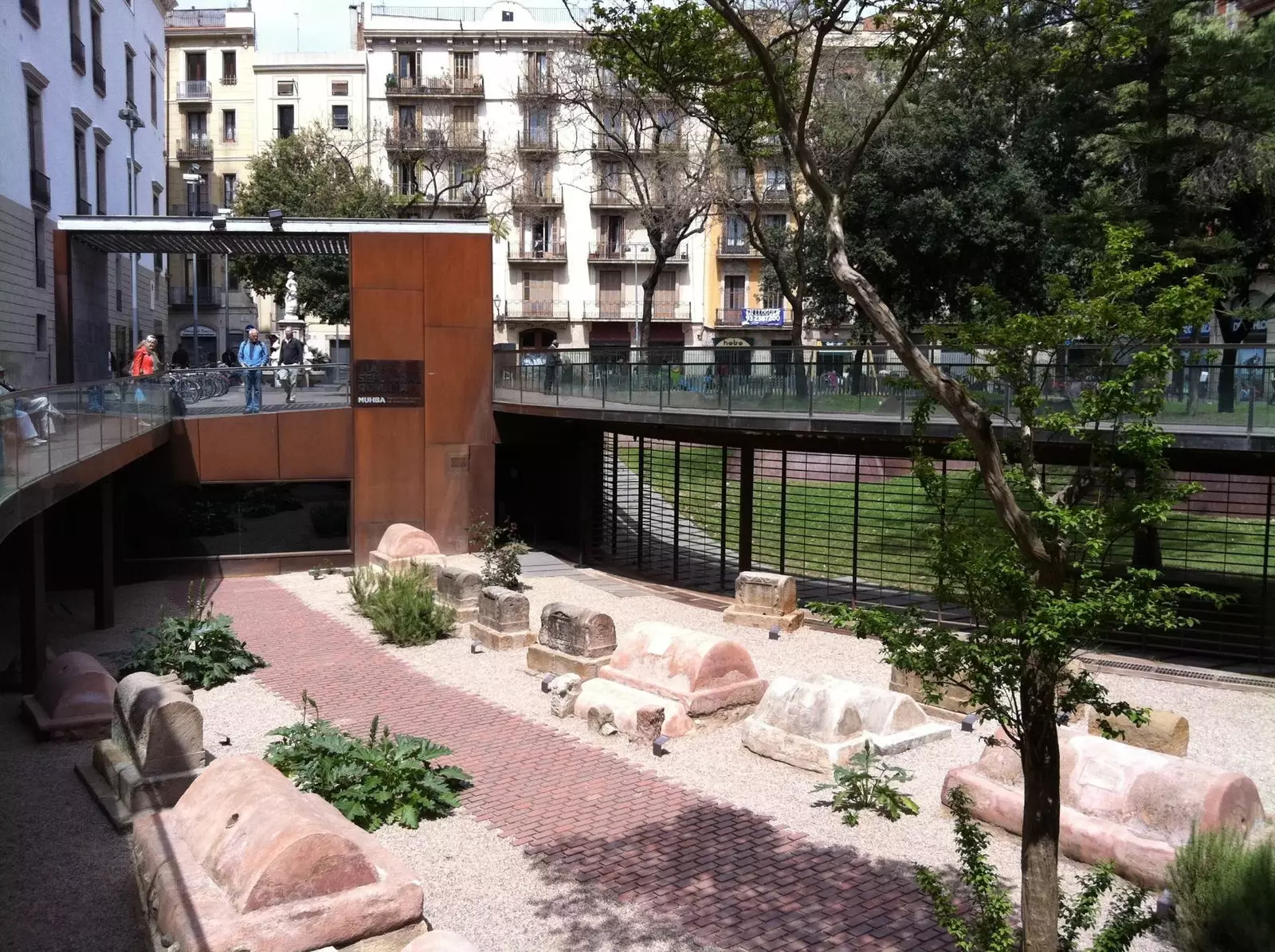 Piazza Villa de Madrid