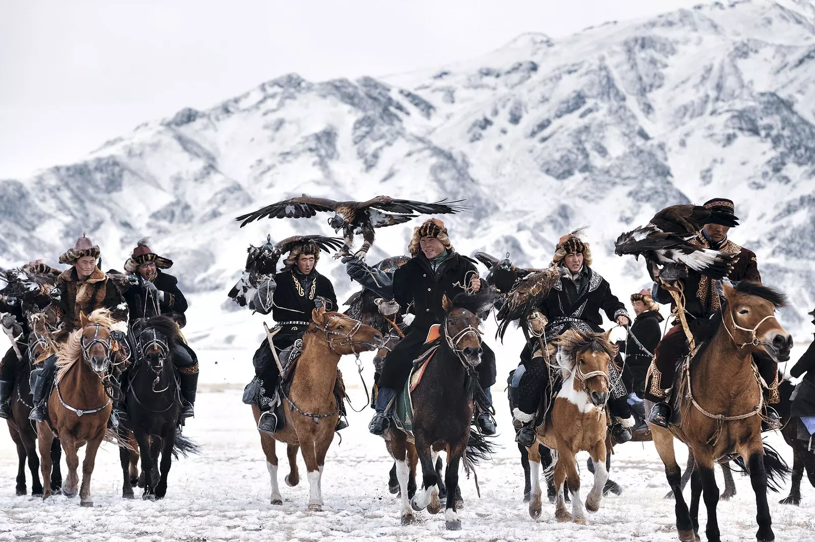 Chasseurs d'aigles kazakhs