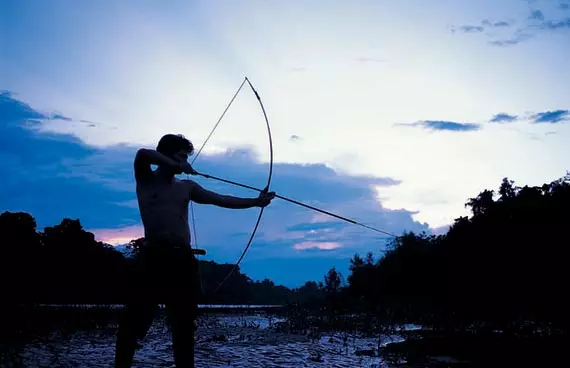 Traditionelle fisketeknikker i Amazonas