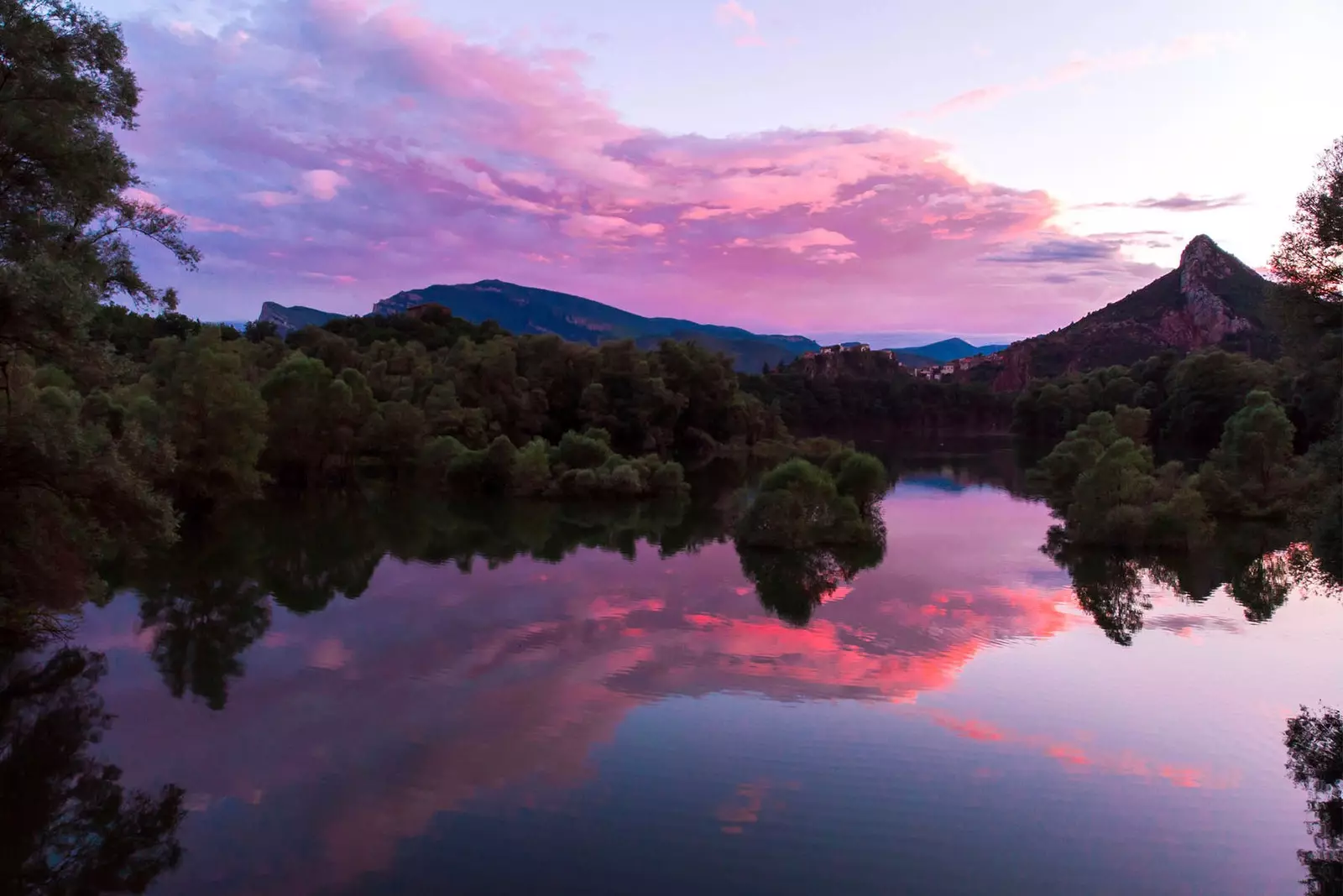 Waduk Catalan Pyrenees