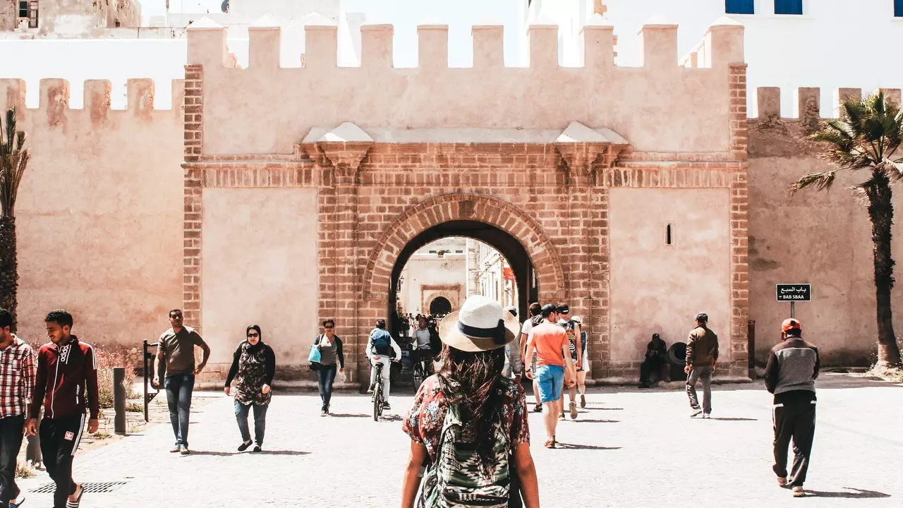 Essaouira: surfing, souk u nżul ix-xemx