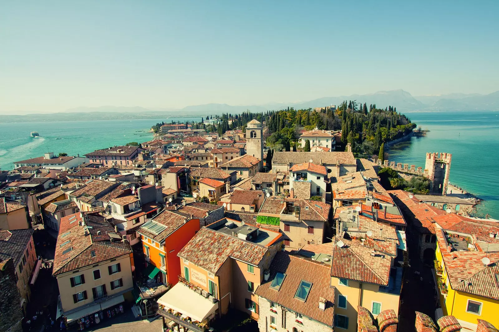 Lago di Garda sau mùa hè