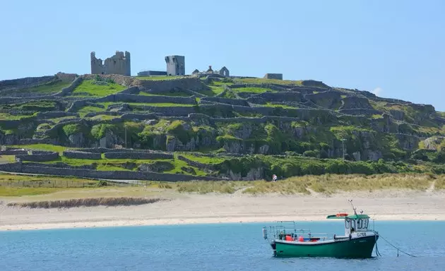 Oileáin Árann foirfe do lá rothaíochta agus turasóireacht scriosta