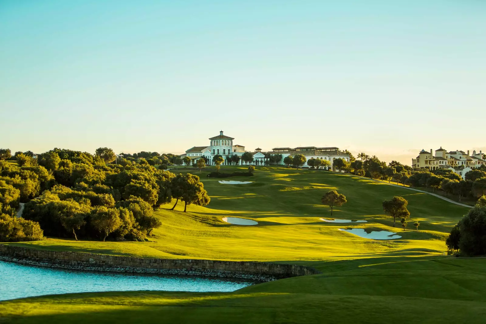 La Reserva klúbbhúsið og Sotogrande golfvöllurinn