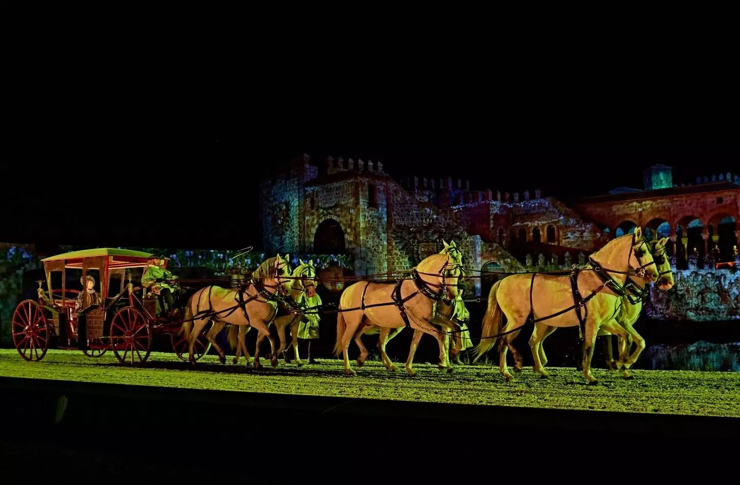 Vis El Sueño de Toledo i Puy du Fou Spanien.