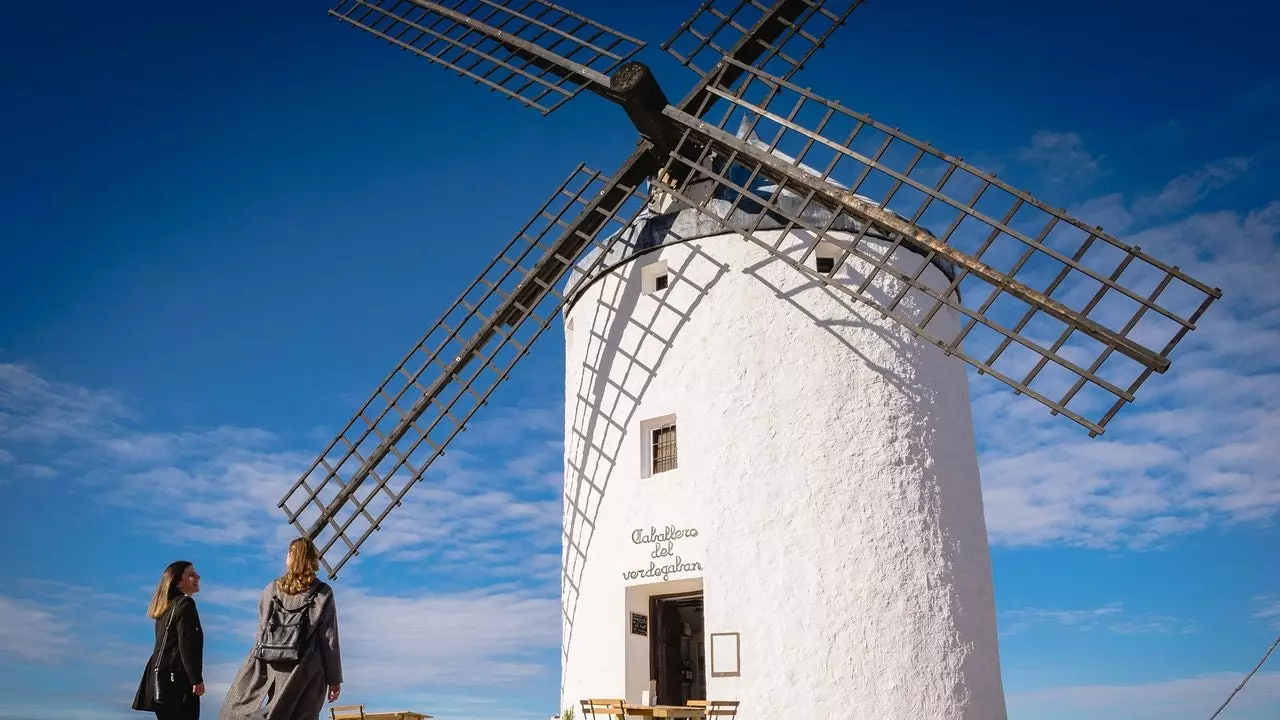 (TEMPORARILY CLOSED) El Gastromolino: the four-table restaurant inside a La Mancha windmill