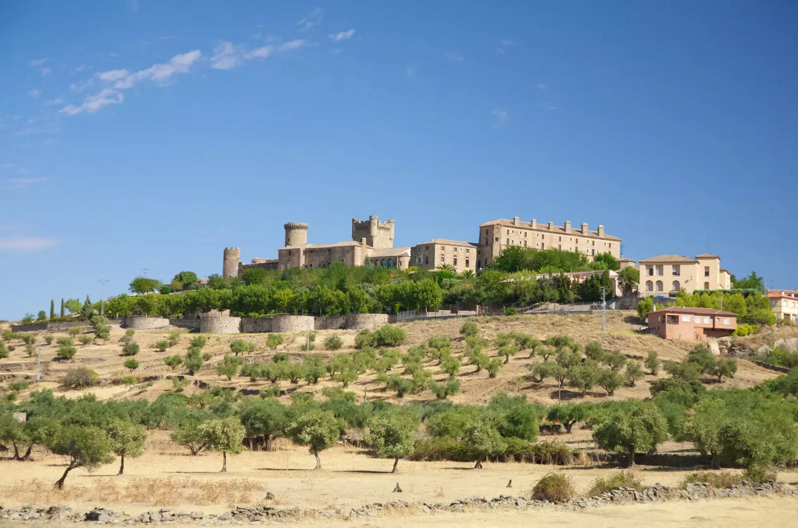 Viduslaiku ceļš caur Toledo Oropesu